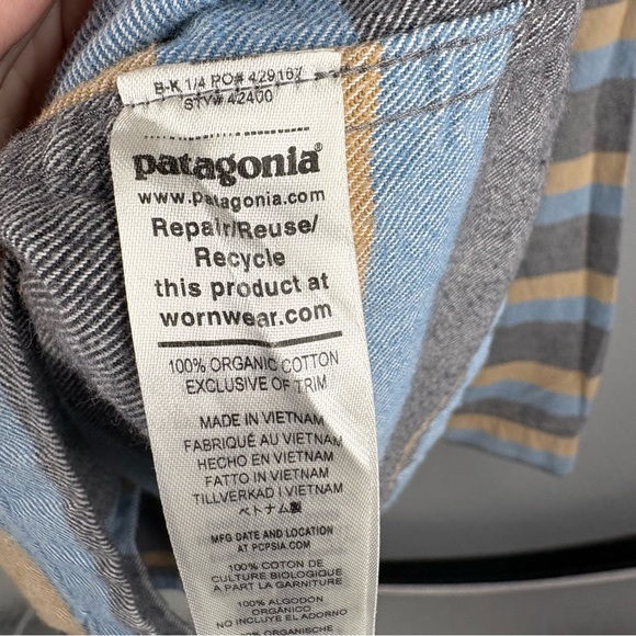 Patagonia Men’s Long-Sleeved Organic Cotton Midweight Fjord Flannel Shirt - Picture 7 of 9